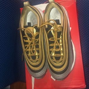 🔥🔥AirMax 97 silver gold and black sneakers🔥🔥